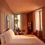 Mondrian Les Carmes 5* ボルドー
