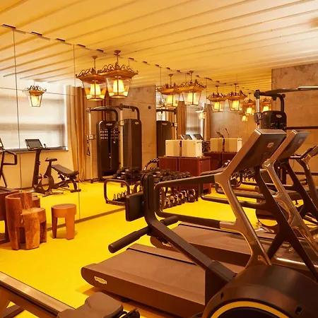 Mondrian Les Carmes 5* 보르도