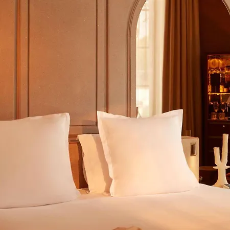 Mondrian Les Carmes 5*