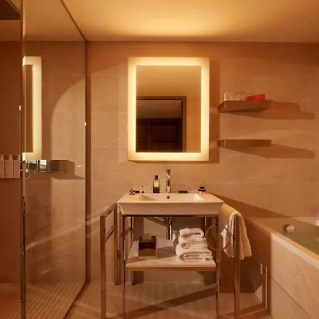 فندق Mondrian Les Carmes 5*