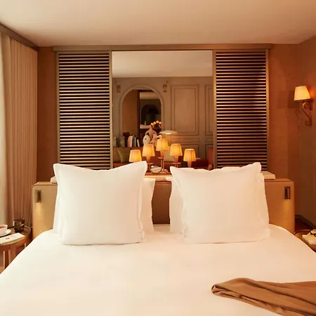 Mondrian Les Carmes 5* Бордо