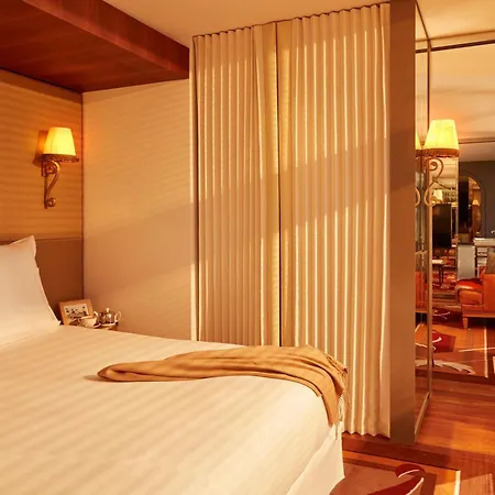 Mondrian Les Carmes Szálloda 5*