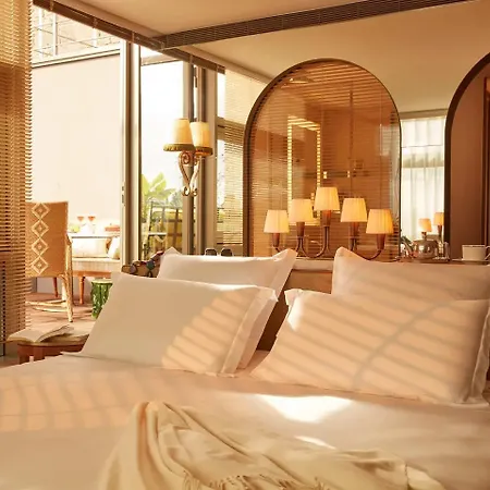 Mondrian Les Carmes Hotel