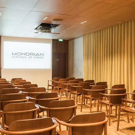 Mondrian Les Carmes 5*