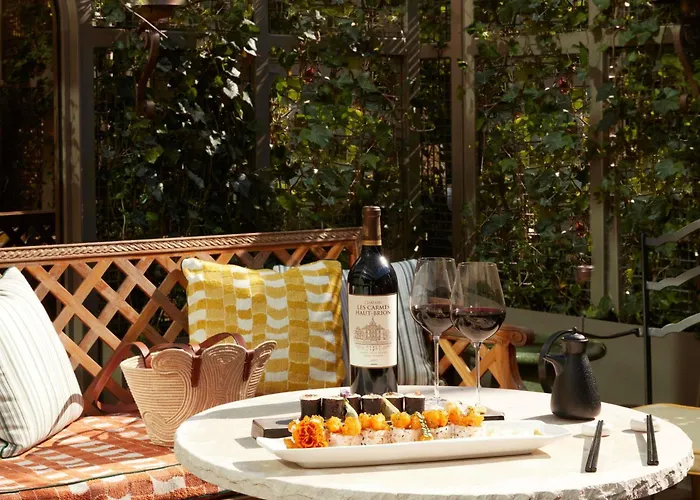 Mondrian Les Carmes فندق بوردو