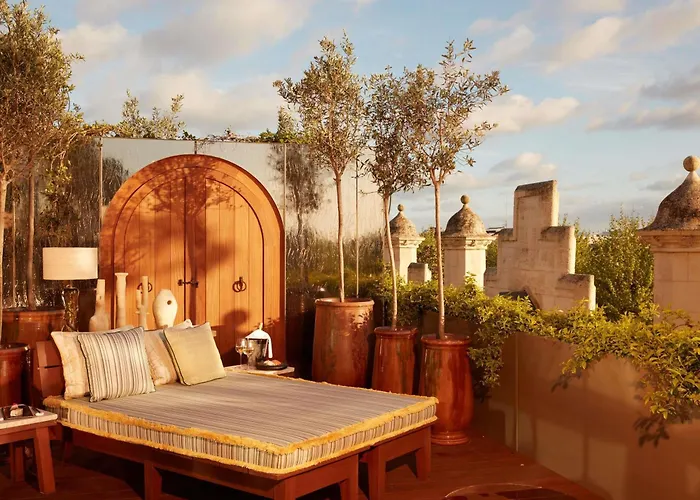 Hotel Mondrian Les Carmes 5*