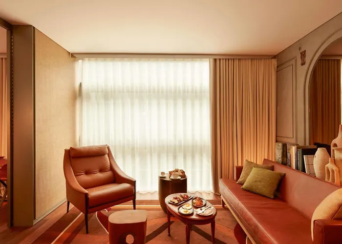 Mondrian Les Carmes 5*