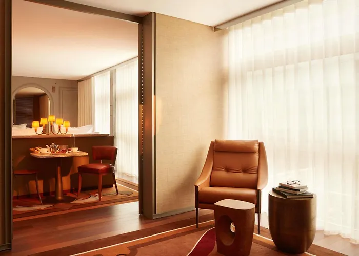 Mondrian Les Carmes Hotel