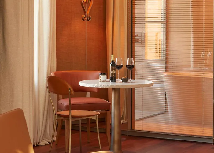 Mondrian Les Carmes Szálloda 5*