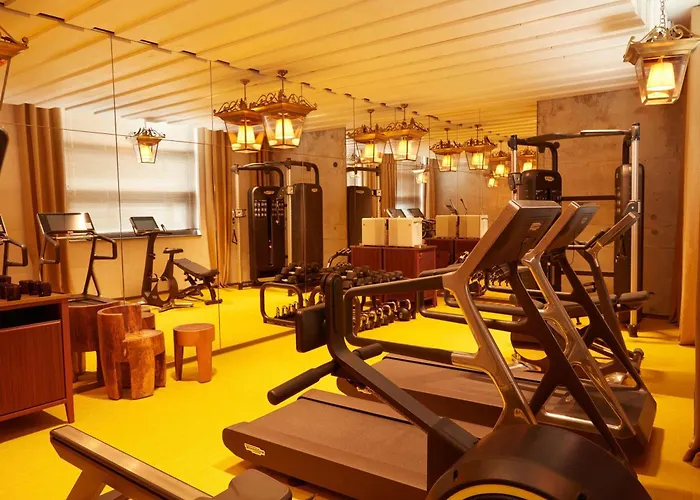 Hotel Mondrian Les Carmes