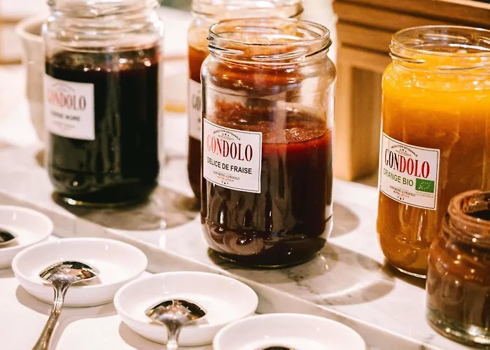 Mondrian Les Carmes فندق