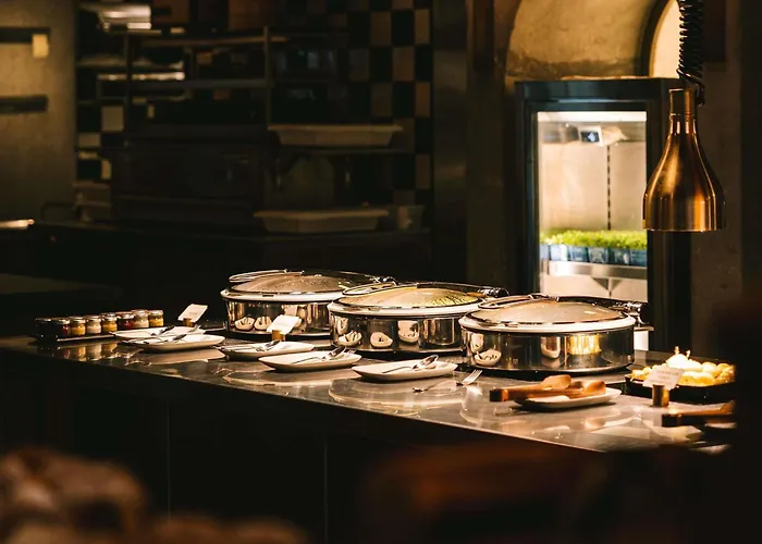 فندق Mondrian Les Carmes