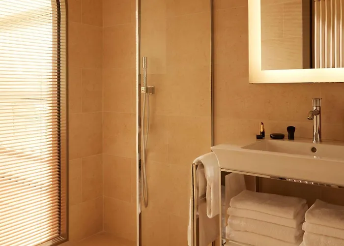 Mondrian Les Carmes 5* Bordeaux